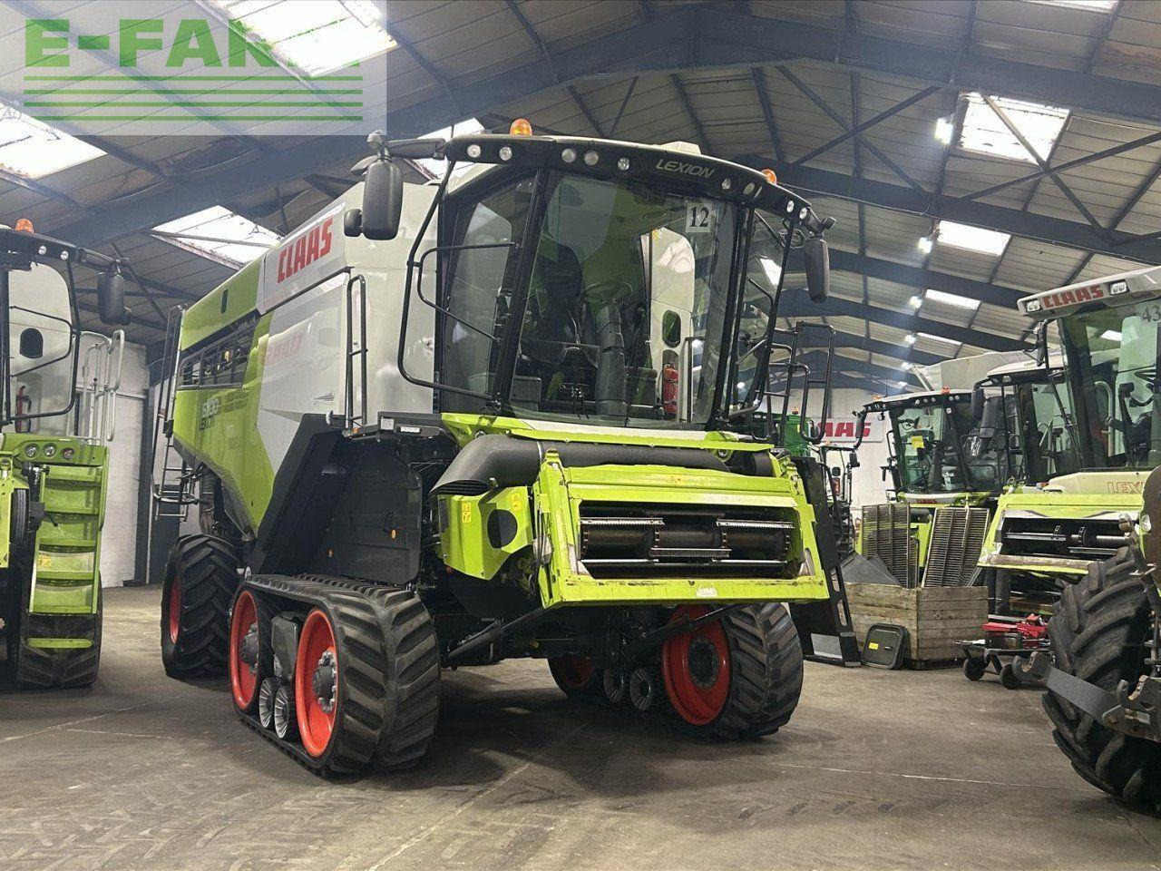 CLAAS LEXION 6700 TT - Kombájn: 2 kép. CLAAS LEXION 6700 TT - Kombájn: 2 kép.