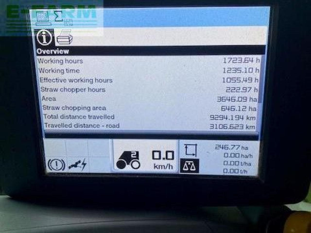 CLAAS LEXION 760 4WD - Kombájn: 4 kép. CLAAS LEXION 760 4WD - Kombájn: 4 kép.