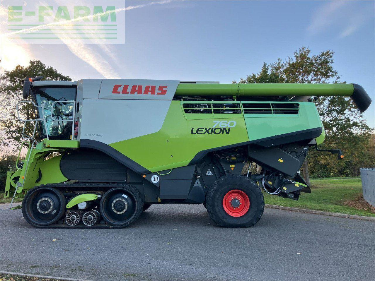 CLAAS LEXION 760TT C/W V1050 CUTTERBAR - Kombájn: 5 kép. CLAAS LEXION 760TT C/W V1050 CUTTERBAR - Kombájn: 5 kép.
