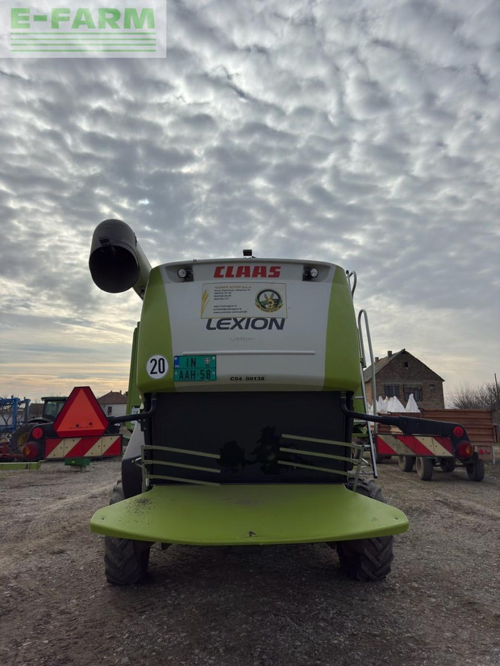 CLAAS Lexion 650 - Kombájn: 5 kép. CLAAS Lexion 650 - Kombájn: 5 kép.