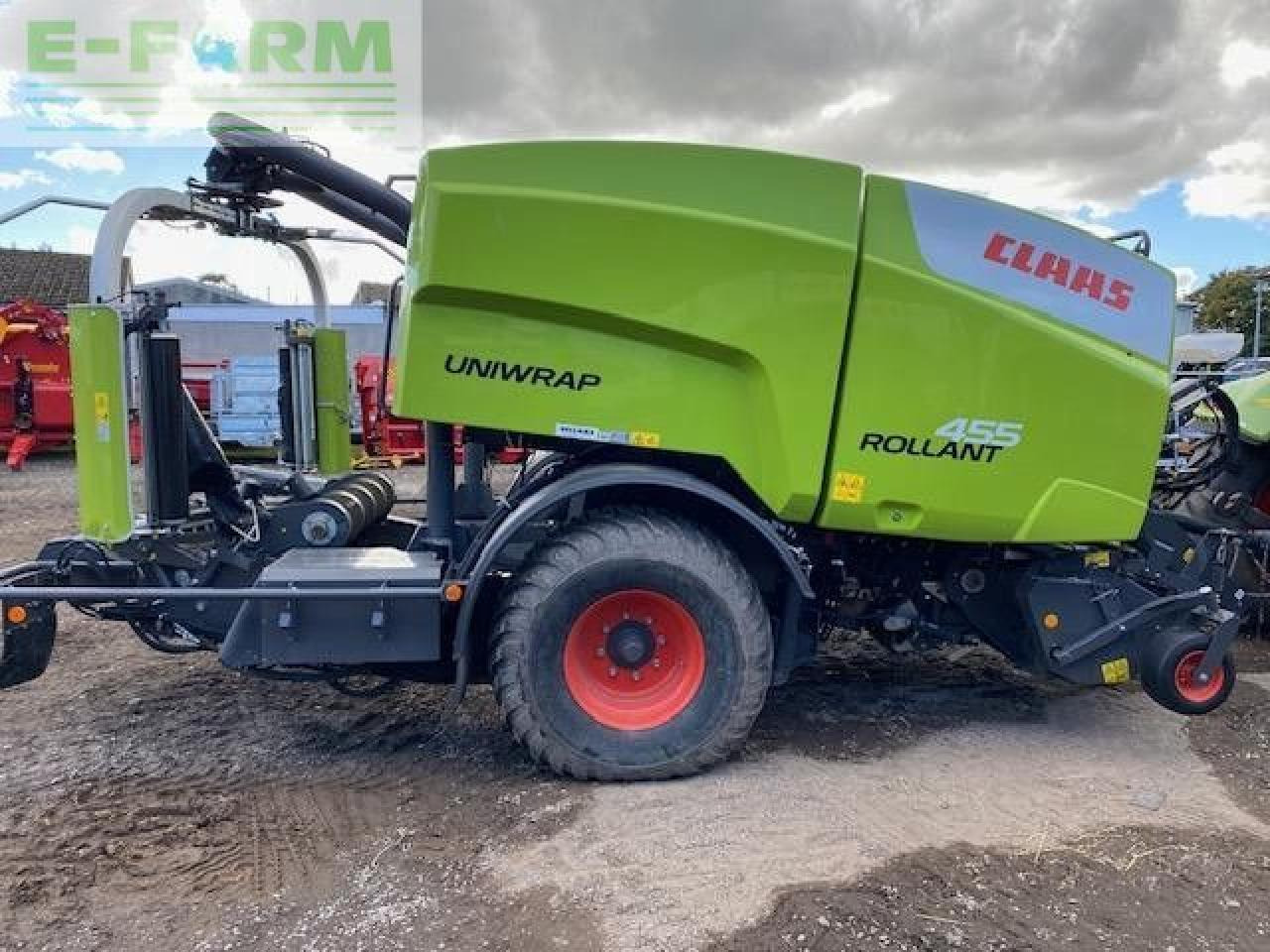CLAAS ROLLANT 455 UNIWRAP - Kocka bálázó: 4 kép. CLAAS ROLLANT 455 UNIWRAP - Kocka bálázó: 4 kép.