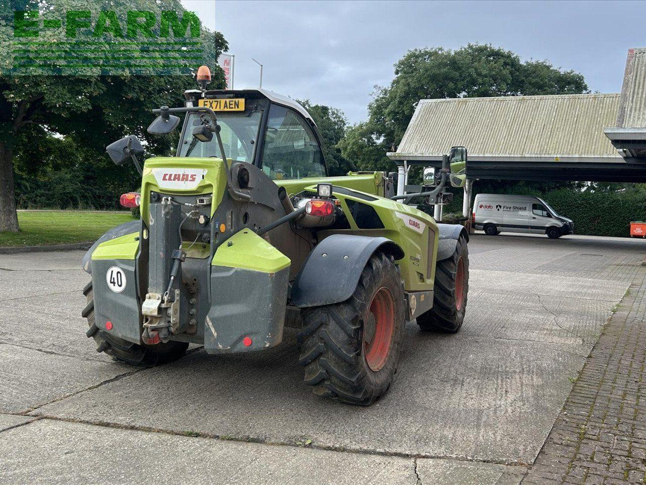 CLAAS SCORPION 746 - Teleszkópos rakodó: 3 kép. CLAAS SCORPION 746 - Teleszkópos rakodó: 3 kép.