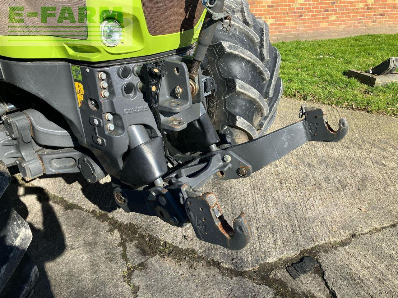 CLAAS USED 2017 AXION 950 - Traktor: 4 kép. CLAAS USED 2017 AXION 950 - Traktor: 4 kép.