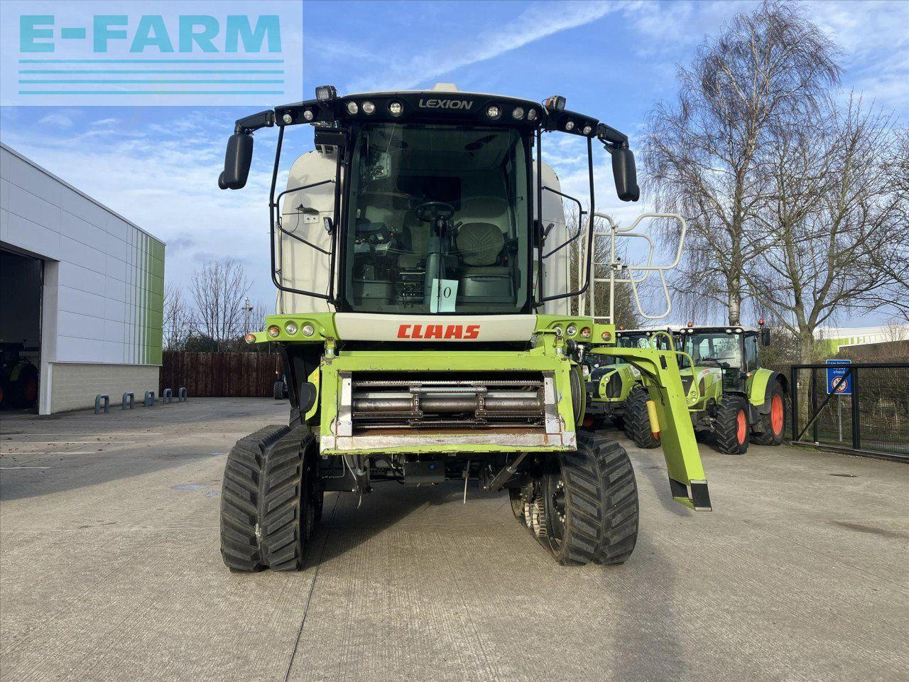 CLAAS USED 2018 LEXION 770TT - Kombájn: 2 kép. CLAAS USED 2018 LEXION 770TT - Kombájn: 2 kép.