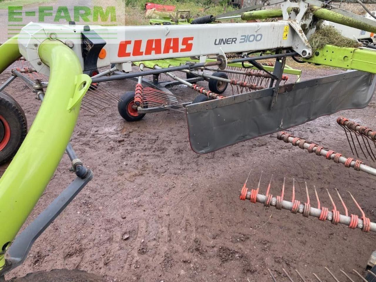 CLAAS USED LINER 3100 - Szénaforgató: 3 kép. CLAAS USED LINER 3100 - Szénaforgató: 3 kép.