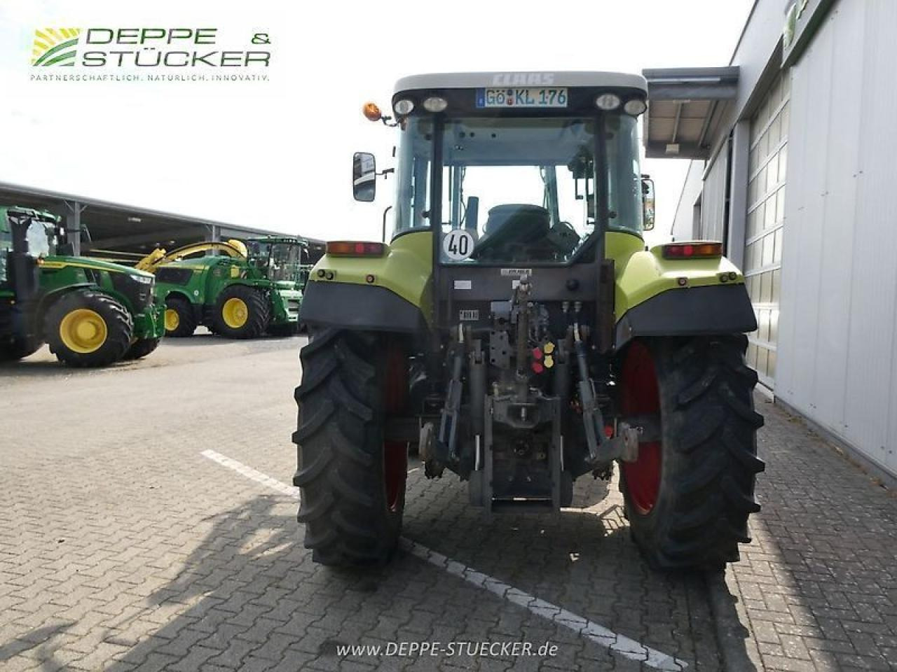 CLAAS ares 557 atz ATZ - Traktor: 4 kép. CLAAS ares 557 atz ATZ - Traktor: 4 kép.