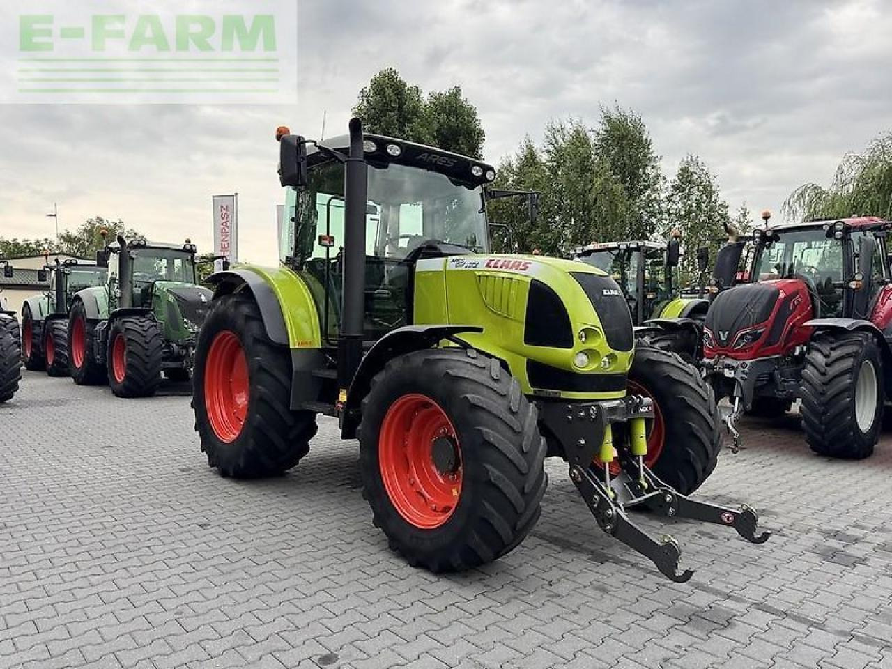 CLAAS ares 617 atz ATZ - Traktor: 4 kép. CLAAS ares 617 atz ATZ - Traktor: 4 kép.
