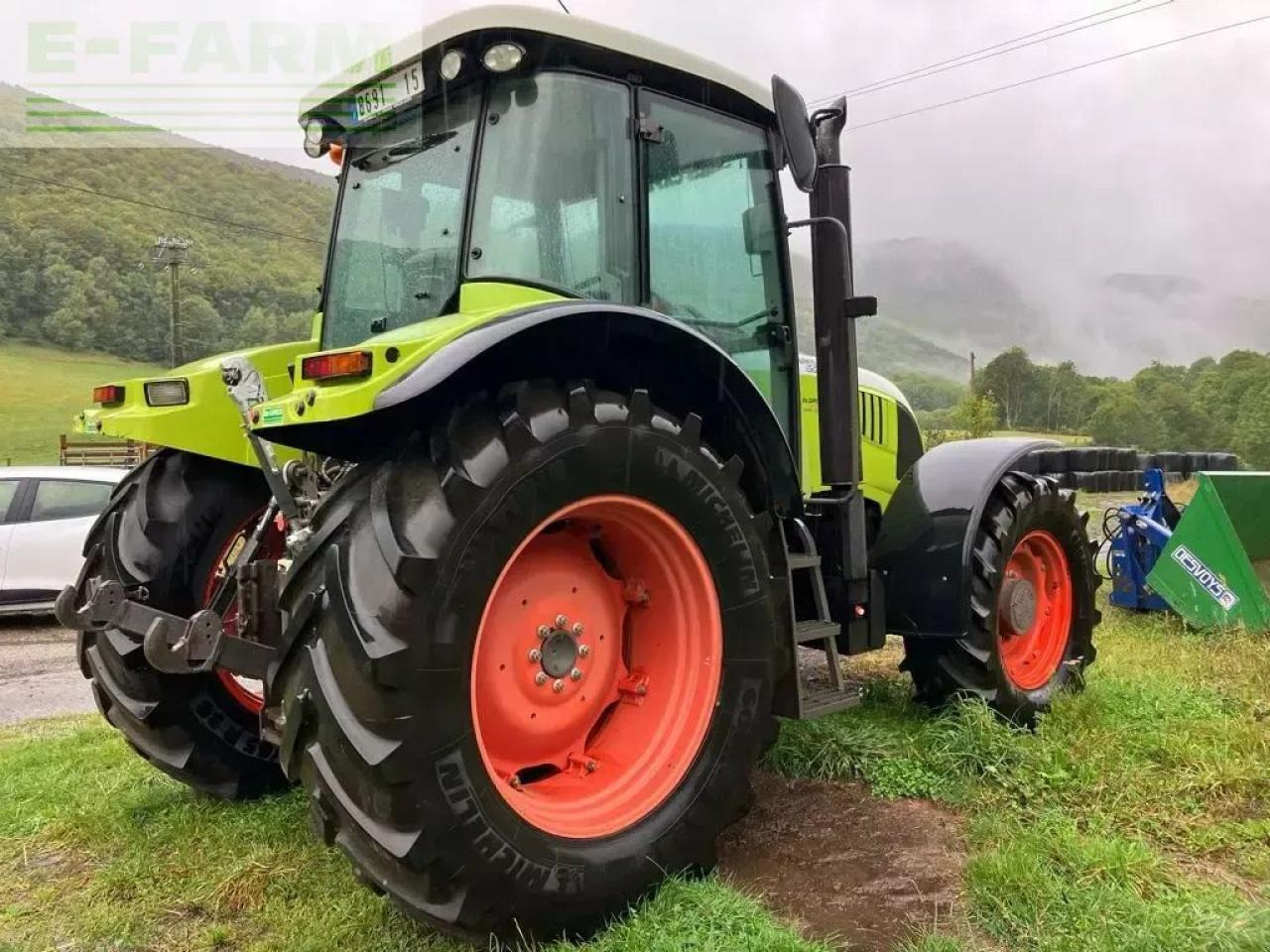 CLAAS ares 657 atz ATZ - Traktor: 4 kép. CLAAS ares 657 atz ATZ - Traktor: 4 kép.