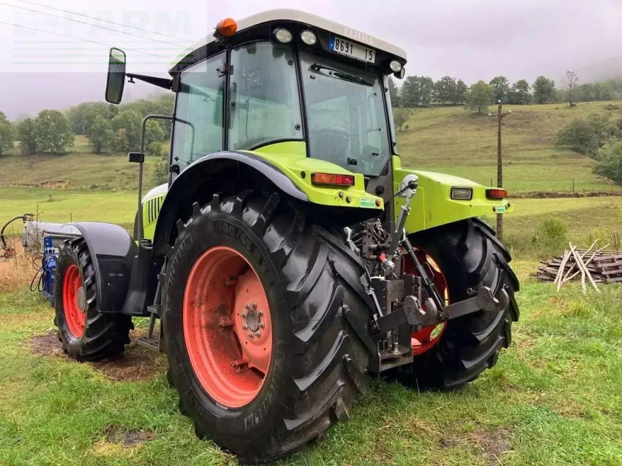 CLAAS ares 657 atz ATZ - Traktor: 3 kép. CLAAS ares 657 atz ATZ - Traktor: 3 kép.