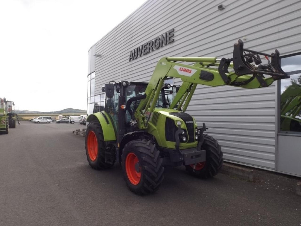 CLAAS arion 430 mr business - Traktor: 4 kép. CLAAS arion 430 mr business - Traktor: 4 kép.
