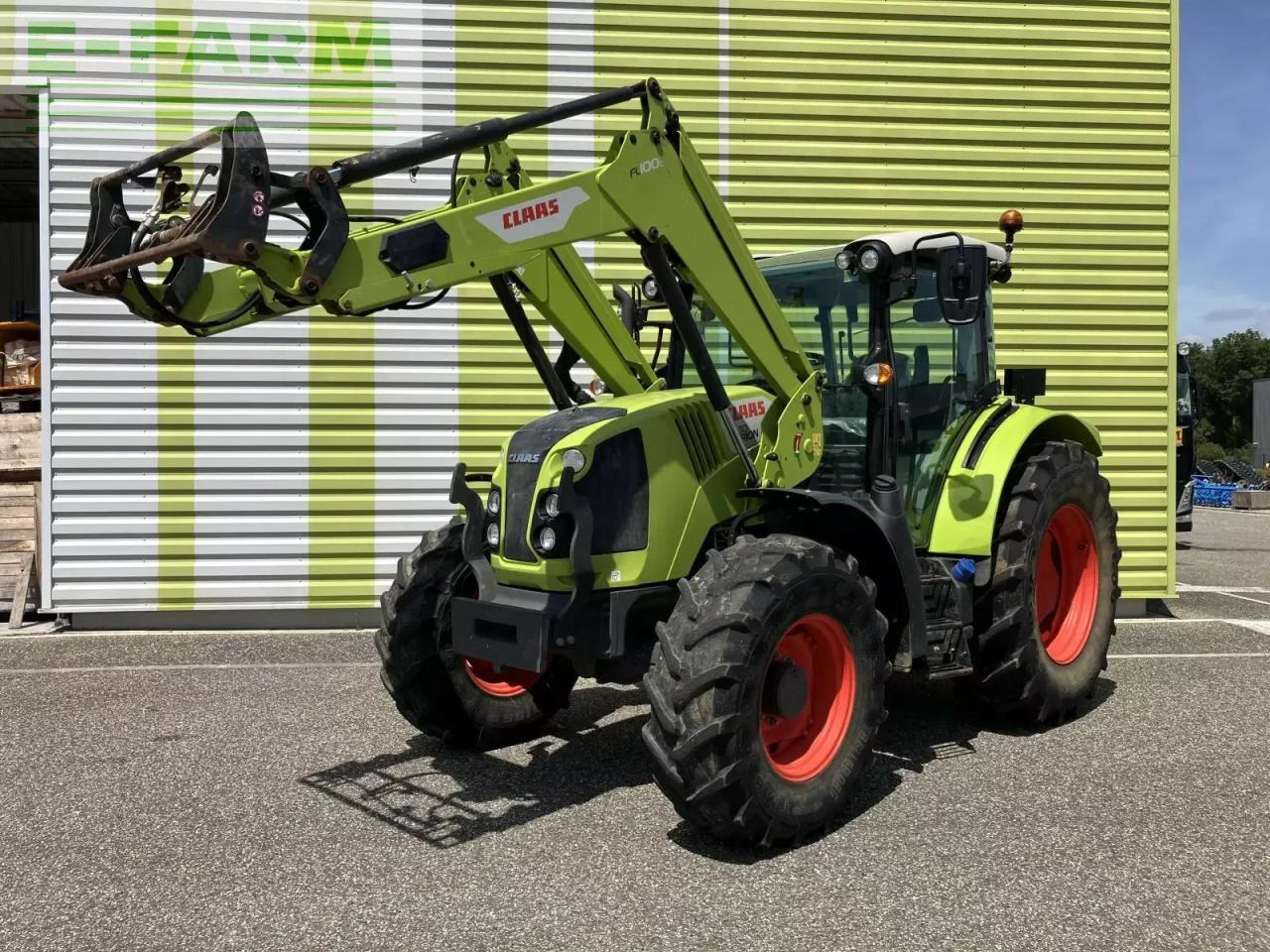 CLAAS arion 430 panoramic + fl 100 c - Traktor: 1 kép. CLAAS arion 430 panoramic + fl 100 c - Traktor: 1 kép.