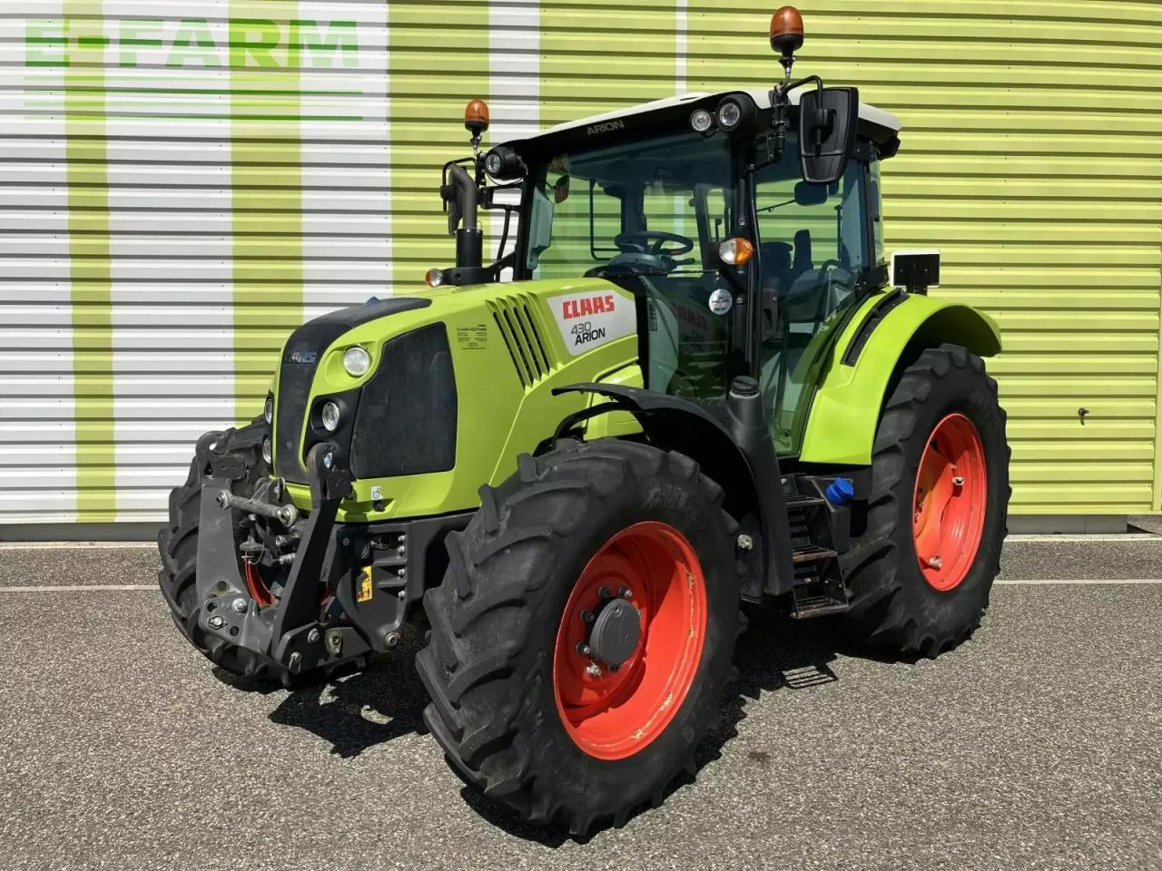 CLAAS arion 430 proactiv - Traktor: 1 kép. CLAAS arion 430 proactiv - Traktor: 1 kép.