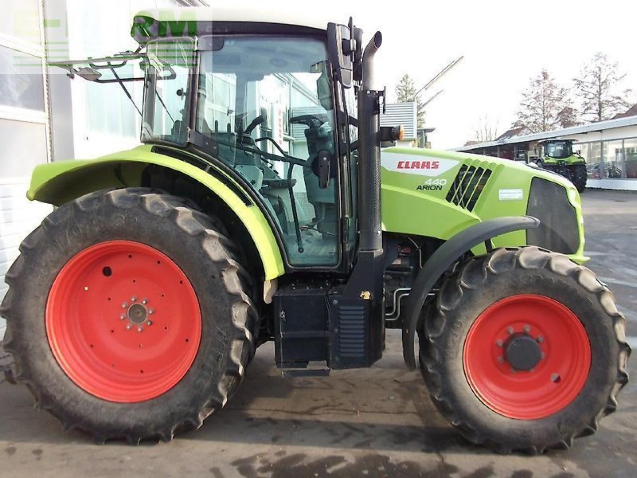 CLAAS arion 440 advanced - Traktor: 2 kép. CLAAS arion 440 advanced - Traktor: 2 kép.