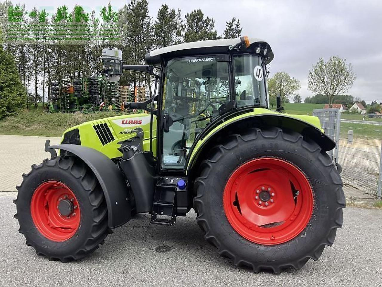 CLAAS arion 450 cis+ CIS+ - Traktor: 3 kép. CLAAS arion 450 cis+ CIS+ - Traktor: 3 kép.