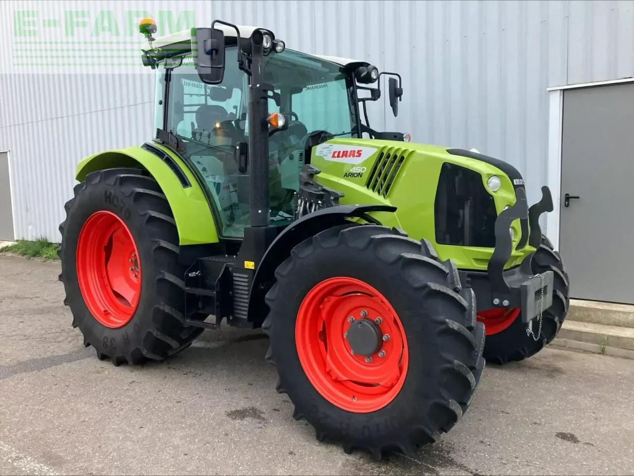 CLAAS arion 450 stage v - Traktor: 2 kép. CLAAS arion 450 stage v - Traktor: 2 kép.