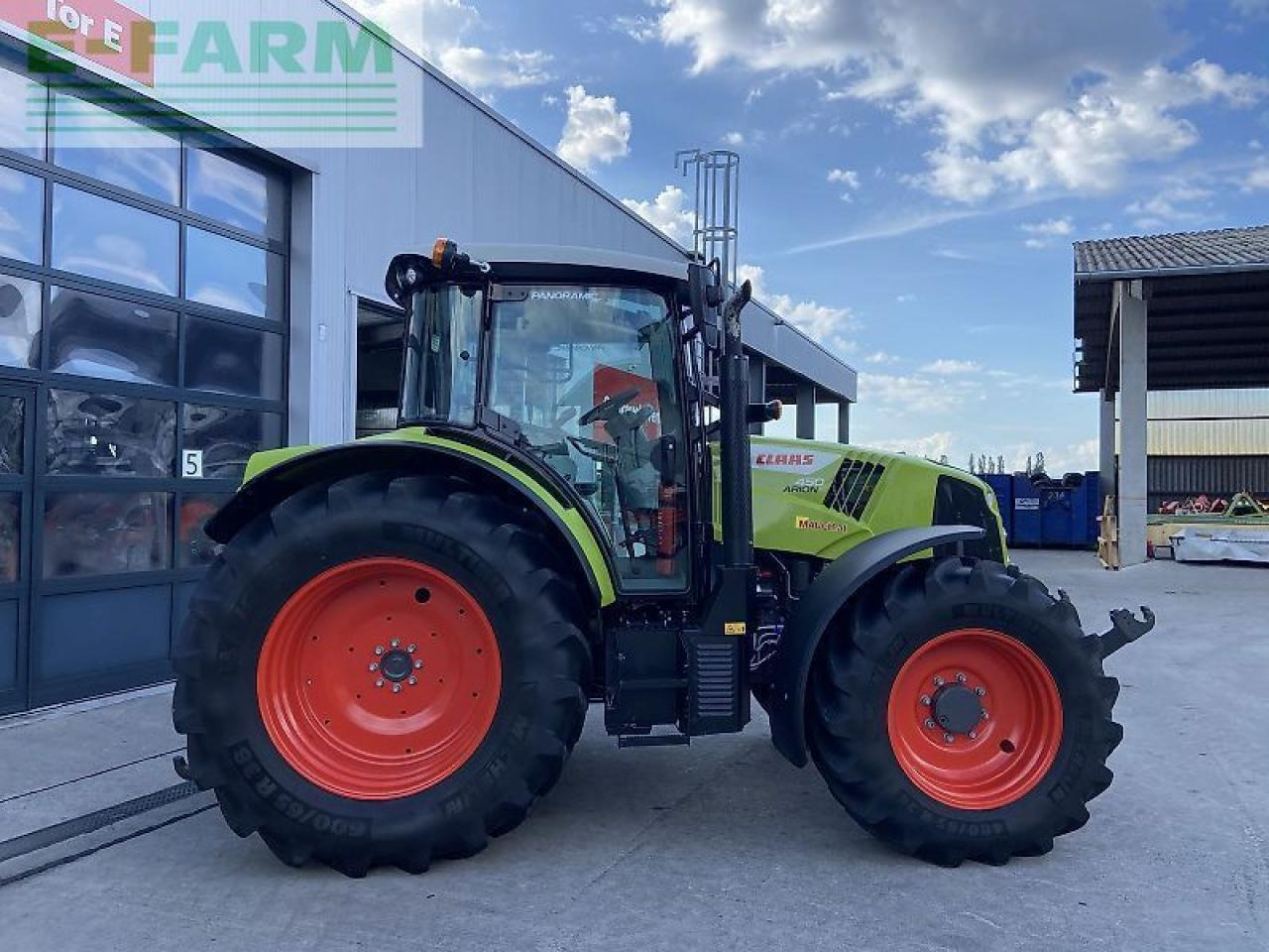 Traktor CLAAS arion 450 stage v (cis) CIS: 7 kép.