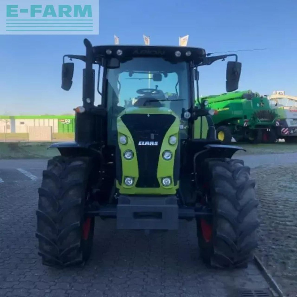 CLAAS arion 510 cis CIS - Traktor: 2 kép. CLAAS arion 510 cis CIS - Traktor: 2 kép.