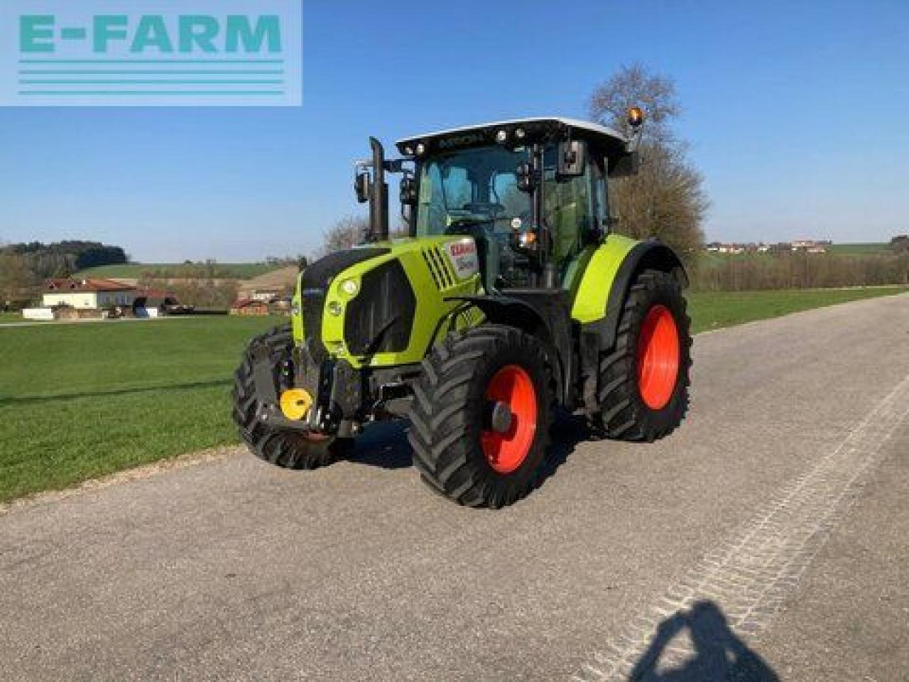 CLAAS arion 510 cmatic cis+ CMATIC CIS+ - Traktor: 1 kép. CLAAS arion 510 cmatic cis+ CMATIC CIS+ - Traktor: 1 kép.