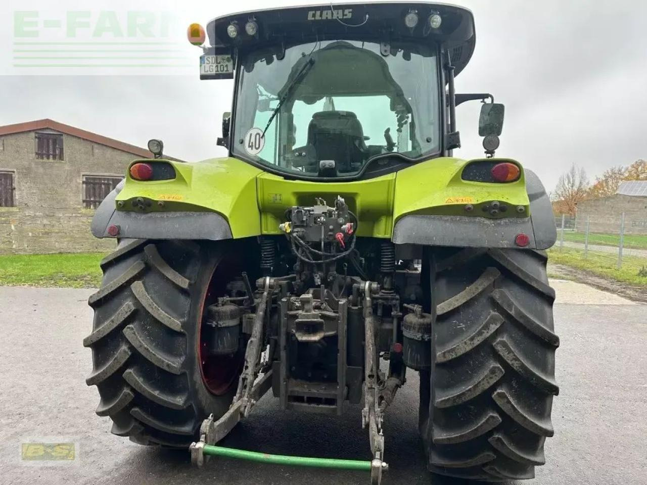 CLAAS arion 620 - Traktor: 3 kép. CLAAS arion 620 - Traktor: 3 kép.
