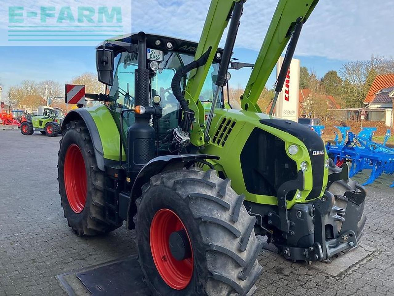 CLAAS arion 650 cis + fl140 + maxi-care CIS+ - Traktor: 4 kép. CLAAS arion 650 cis + fl140 + maxi-care CIS+ - Traktor: 4 kép.