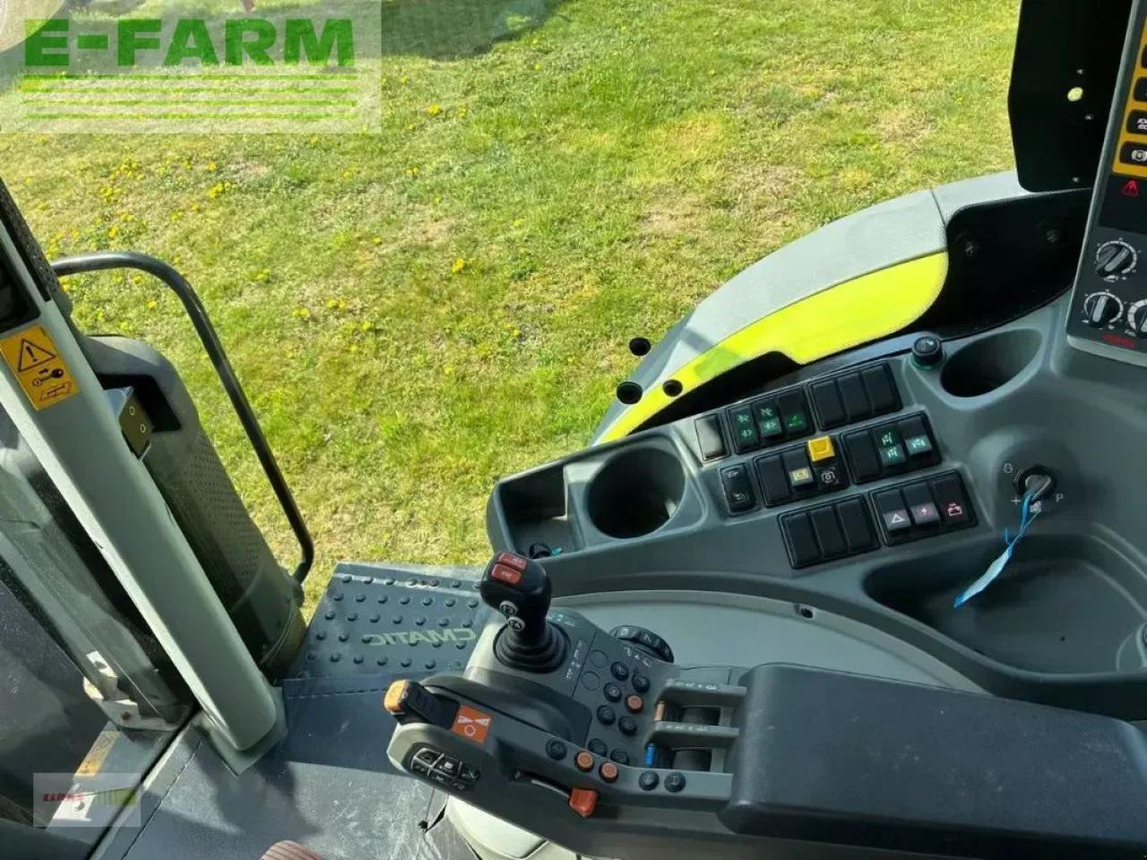 CLAAS arion 650 cmatic cis+ CMATIC CIS+ - Traktor: 2 kép. CLAAS arion 650 cmatic cis+ CMATIC CIS+ - Traktor: 2 kép.