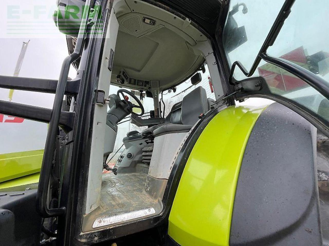 CLAAS arion 660 cis + CMATIC CIS+ - Traktor: 4 kép. CLAAS arion 660 cis + CMATIC CIS+ - Traktor: 4 kép.