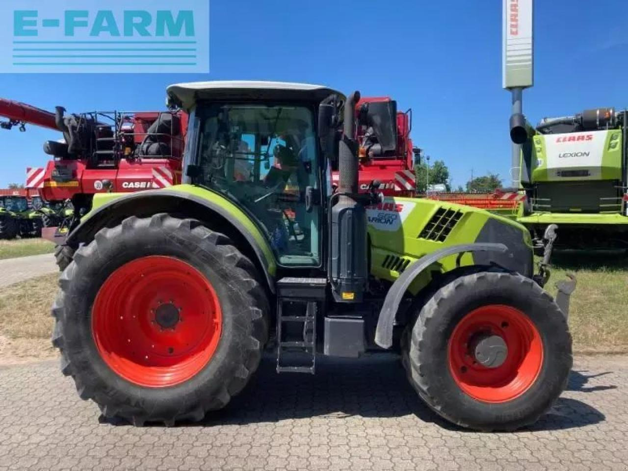 CLAAS arion 660 cmatic cebis CMATIC CEBIS - Traktor: 4 kép. CLAAS arion 660 cmatic cebis CMATIC CEBIS - Traktor: 4 kép.