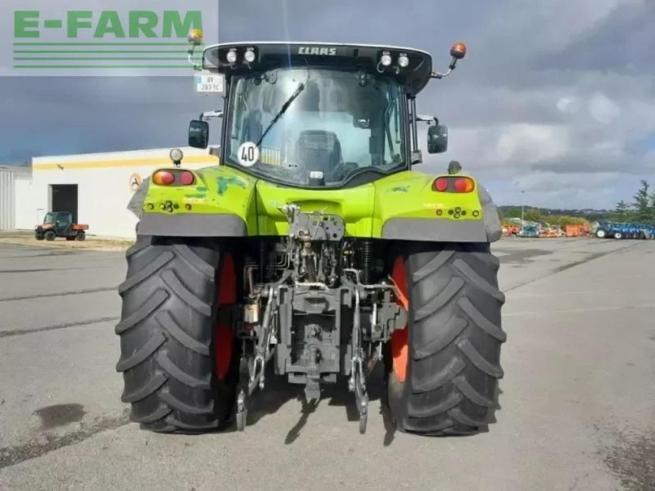 Traktor CLAAS arion620: 6 kép.