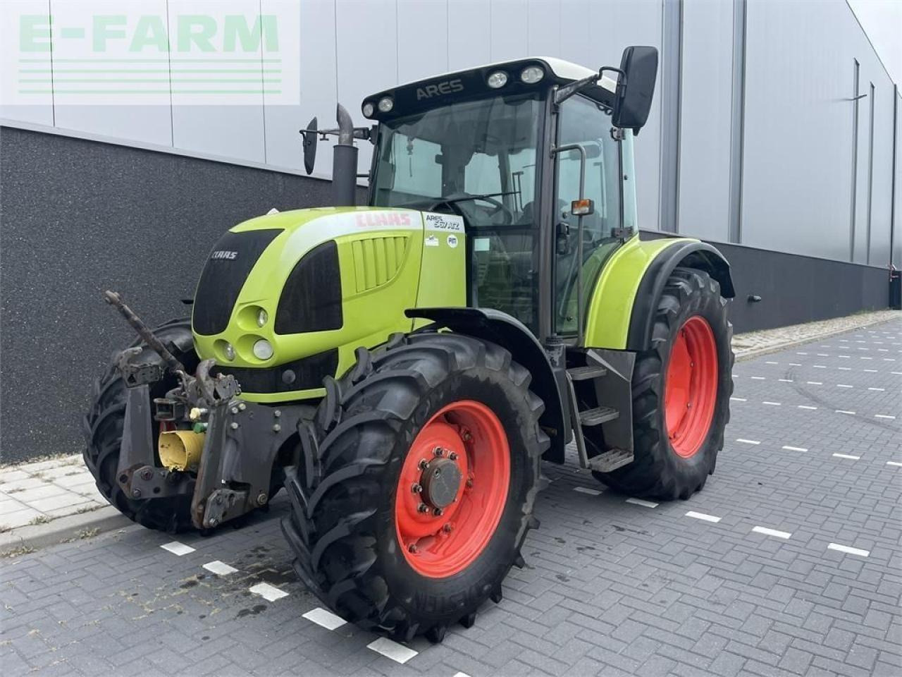 CLAAS atz 567 - Traktor: 1 kép. CLAAS atz 567 - Traktor: 1 kép.