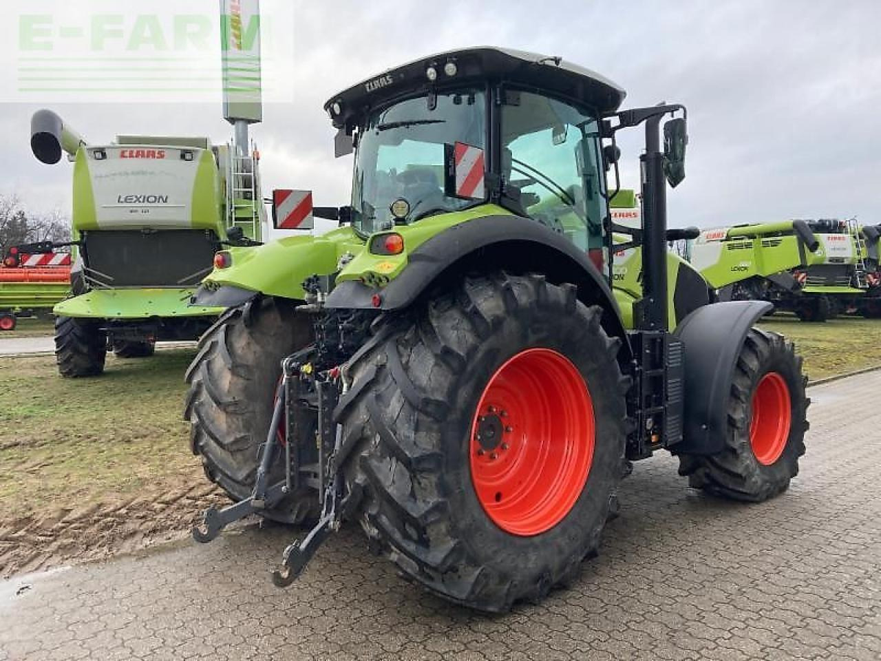 CLAAS axion 800 cis+ - Traktor: 5 kép. CLAAS axion 800 cis+ - Traktor: 5 kép.