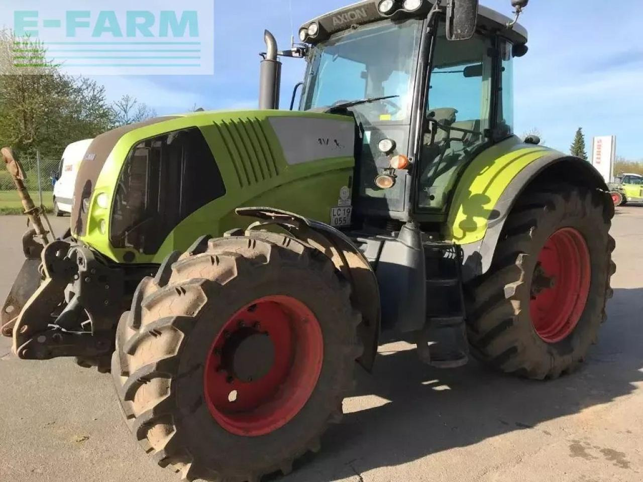 CLAAS axion 810 - Traktor: 1 kép. CLAAS axion 810 - Traktor: 1 kép.