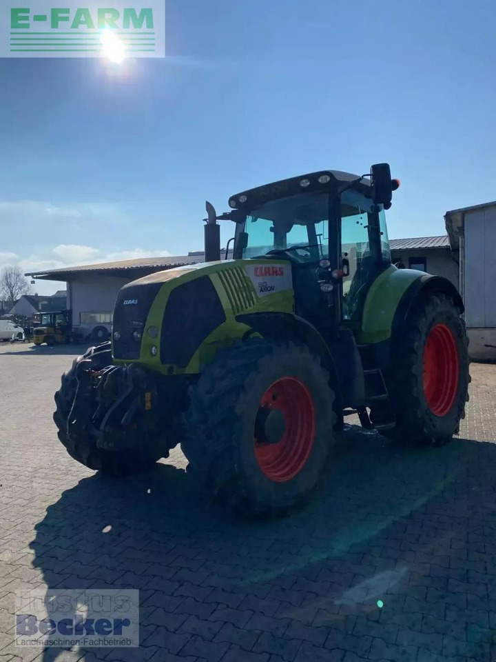 CLAAS axion 810 - Traktor: 2 kép. CLAAS axion 810 - Traktor: 2 kép.