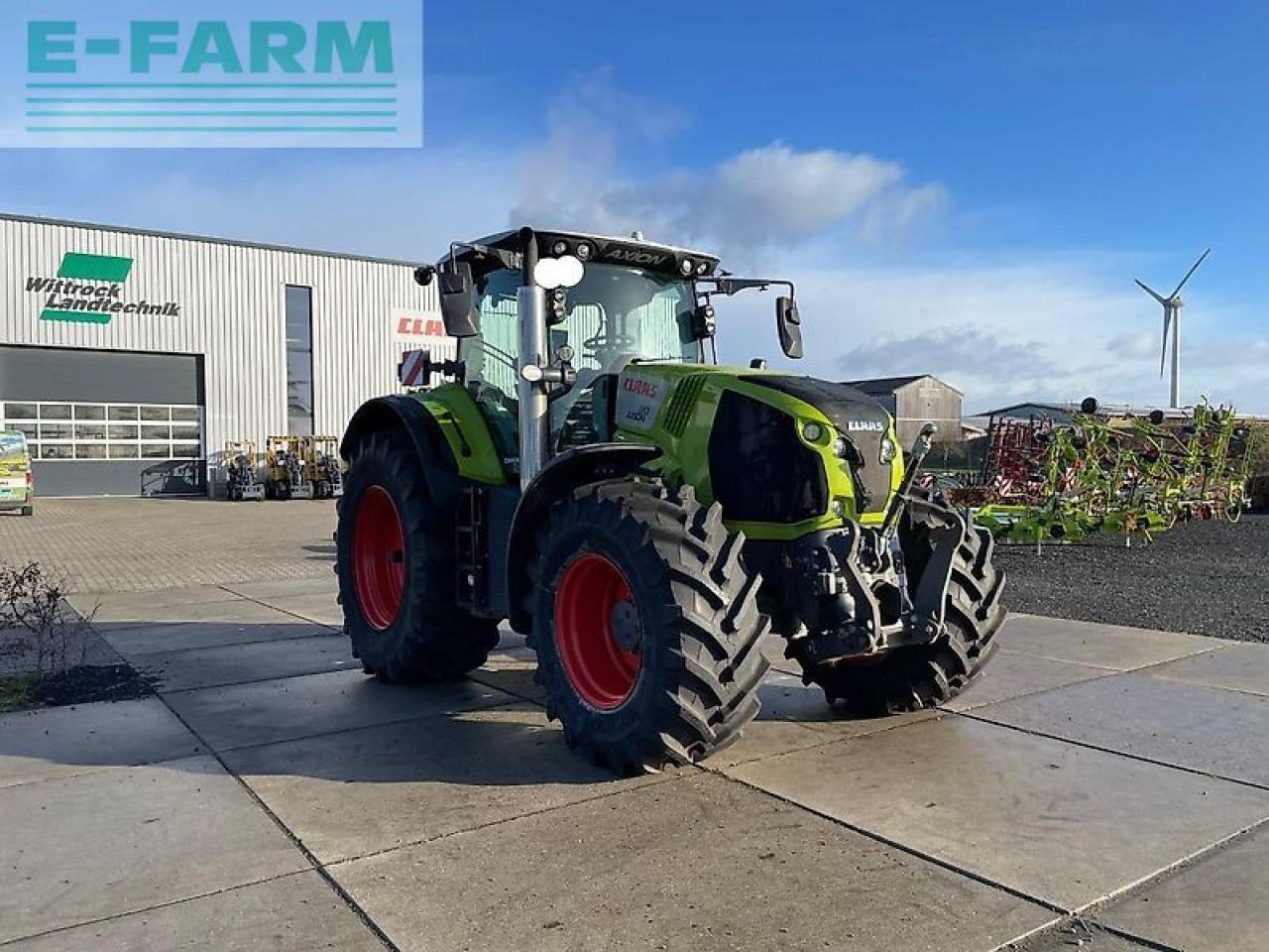 CLAAS axion 810 cmatic CMATIC - Traktor: 3 kép. CLAAS axion 810 cmatic CMATIC - Traktor: 3 kép.