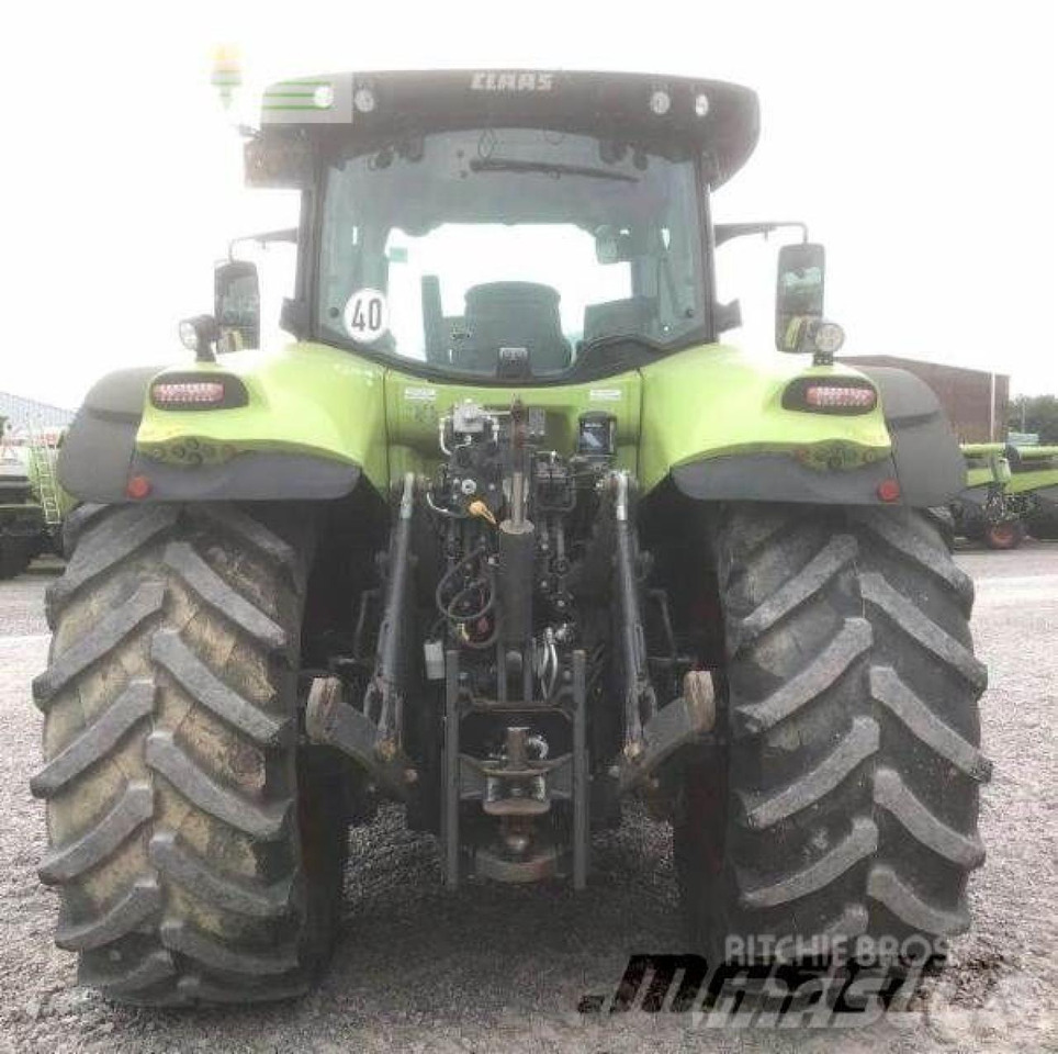CLAAS axion 830 - Traktor: 5 kép. CLAAS axion 830 - Traktor: 5 kép.