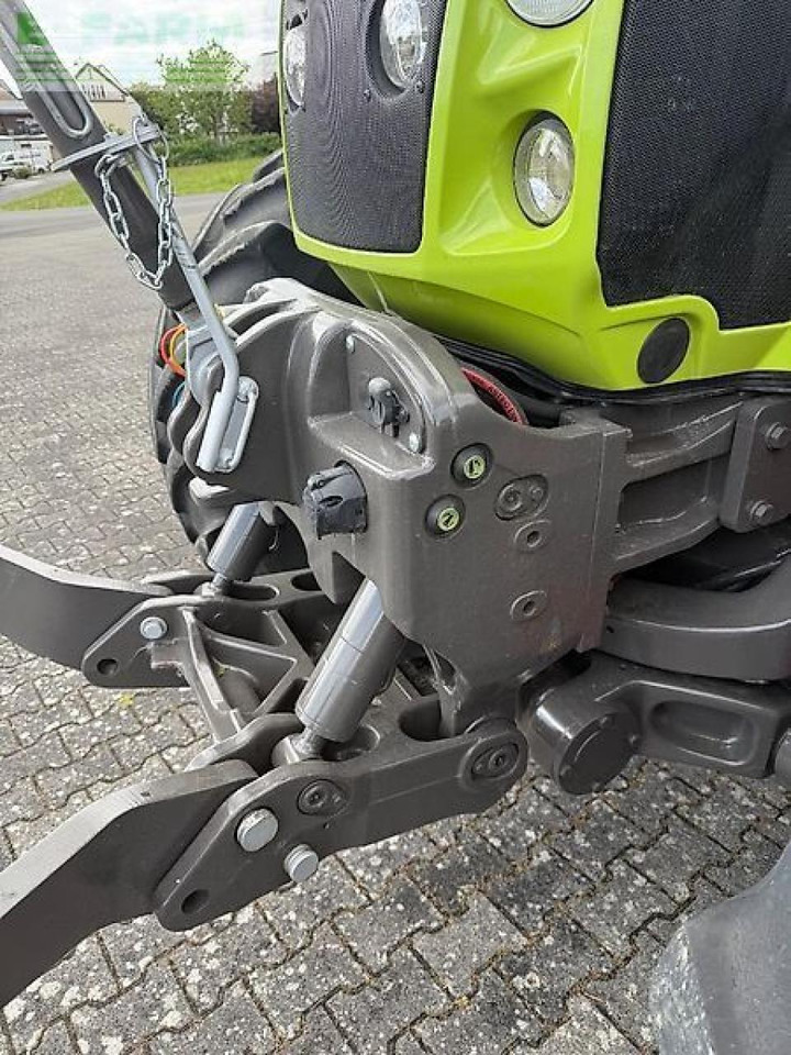 CLAAS axion 840 cebis cmatic mit rtk und kamera CMATIC CEBIS - Traktor: 4 kép. CLAAS axion 840 cebis cmatic mit rtk und kamera CMATIC CEBIS - Traktor: 4 kép.