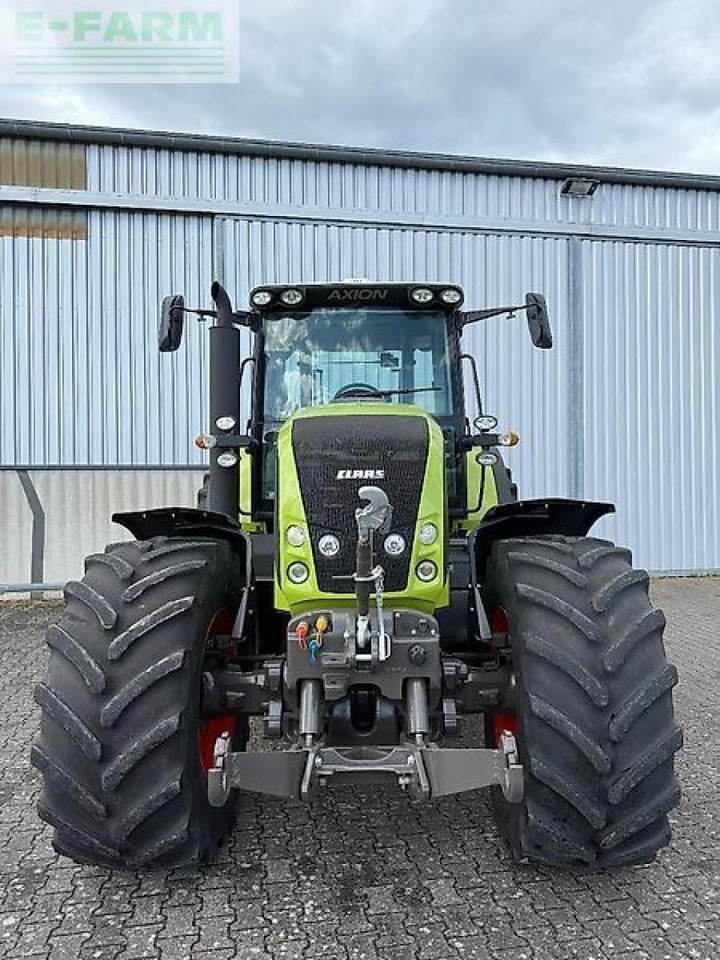 CLAAS axion 840 cebis cmatic mit rtk und kamera CMATIC CEBIS - Traktor: 2 kép. CLAAS axion 840 cebis cmatic mit rtk und kamera CMATIC CEBIS - Traktor: 2 kép.