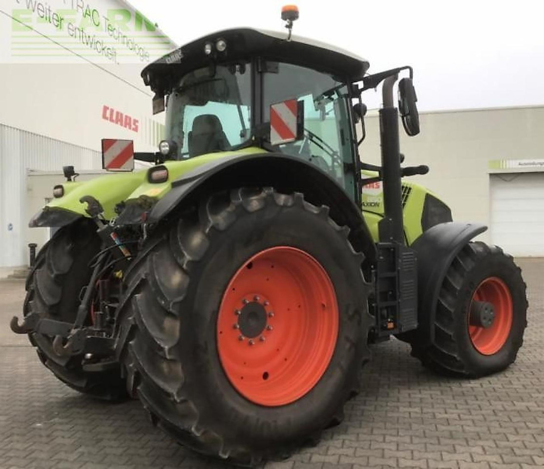 CLAAS axion 850 - Traktor: 3 kép. CLAAS axion 850 - Traktor: 3 kép.