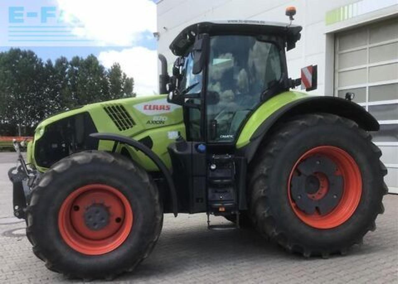 CLAAS axion 870 - Traktor: 1 kép. CLAAS axion 870 - Traktor: 1 kép.