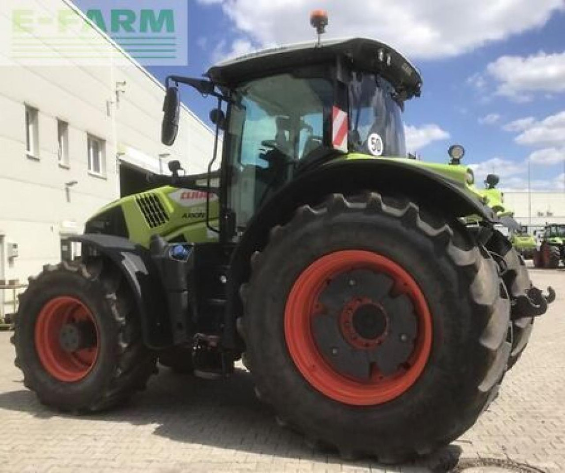 CLAAS axion 870 - Traktor: 4 kép. CLAAS axion 870 - Traktor: 4 kép.