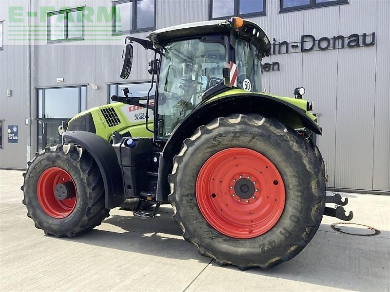 CLAAS axion 870 cmatic cebis CMATIC CEBIS - Traktor: 2 kép. CLAAS axion 870 cmatic cebis CMATIC CEBIS - Traktor: 2 kép.
