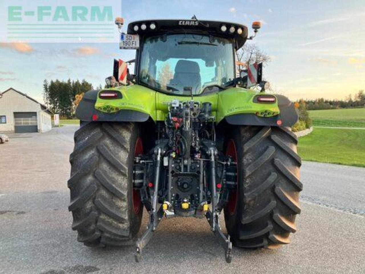 CLAAS axion 870 cmatic cebis CMATIC CEBIS - Traktor: 4 kép. CLAAS axion 870 cmatic cebis CMATIC CEBIS - Traktor: 4 kép.