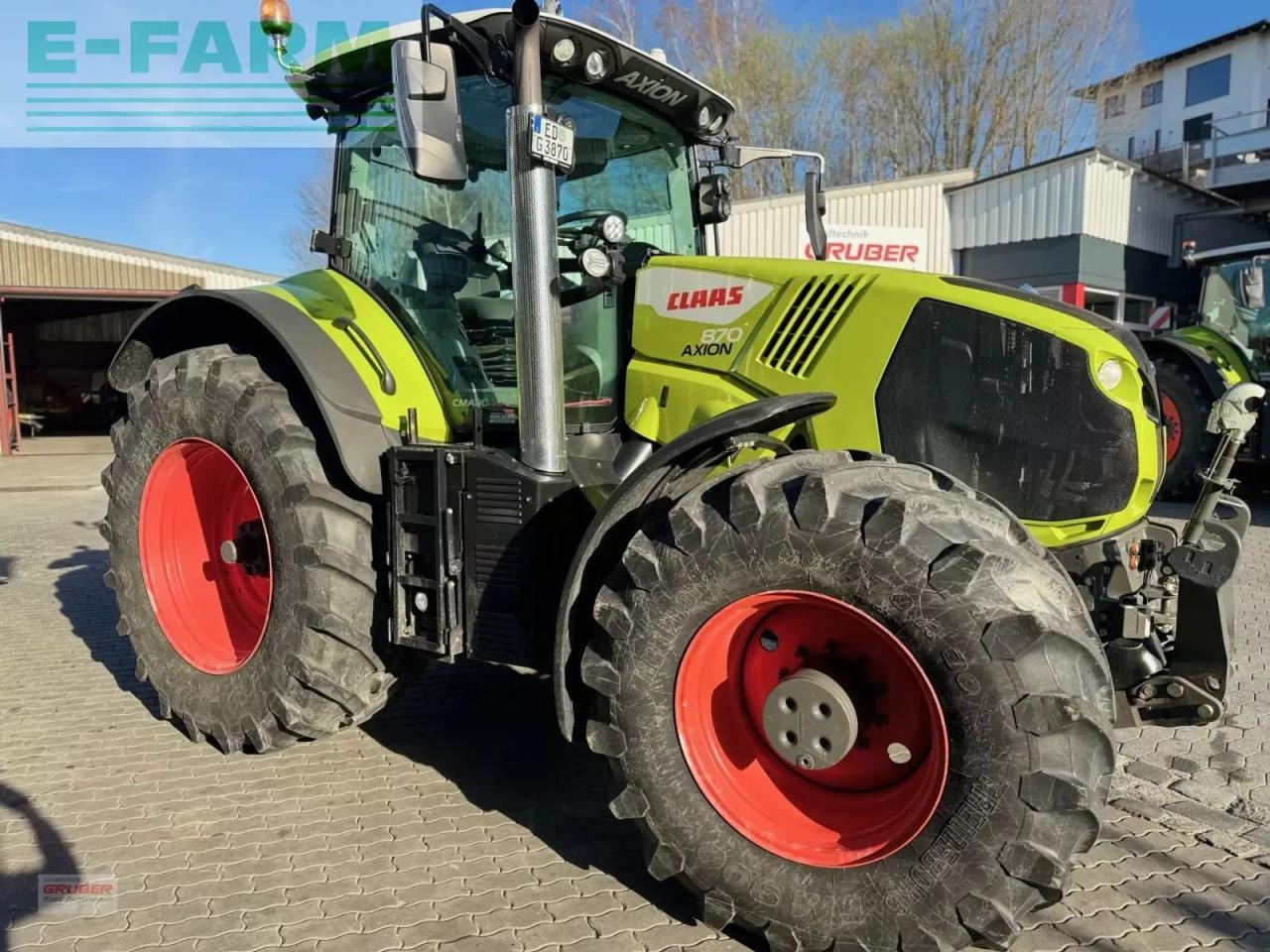 CLAAS axion 870 cmatic cis+ CMATIC CIS+ - Traktor: 4 kép. CLAAS axion 870 cmatic cis+ CMATIC CIS+ - Traktor: 4 kép.