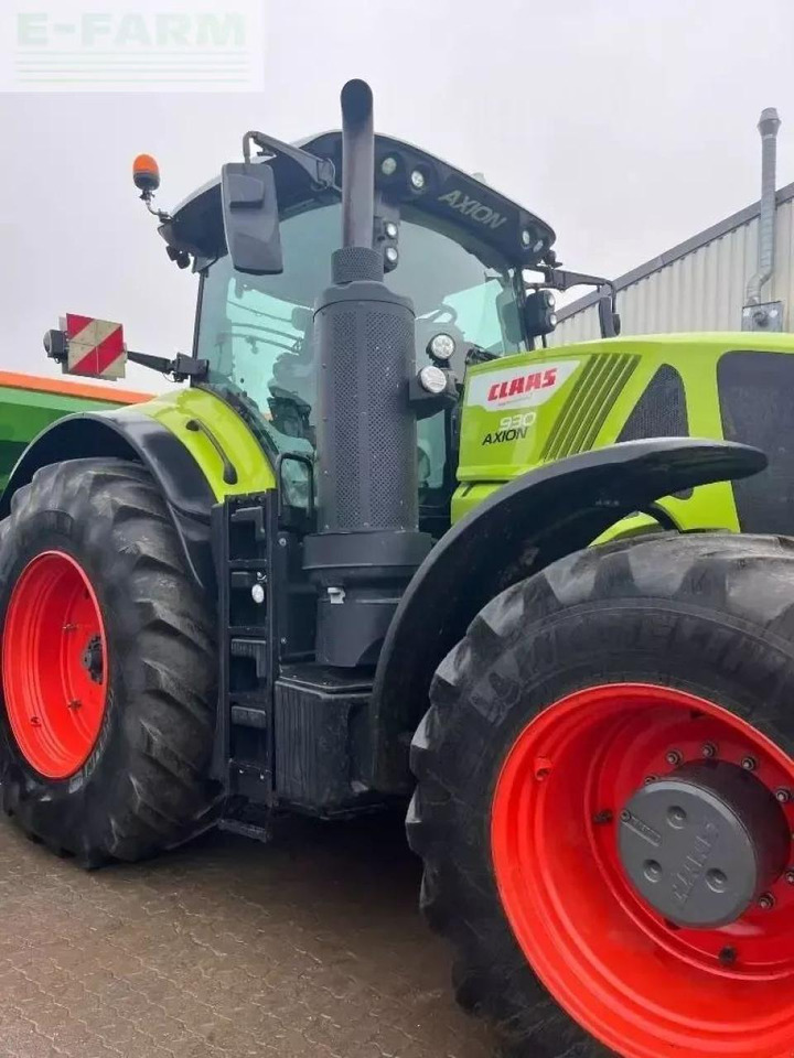CLAAS axion 930 - Traktor: 3 kép. CLAAS axion 930 - Traktor: 3 kép.