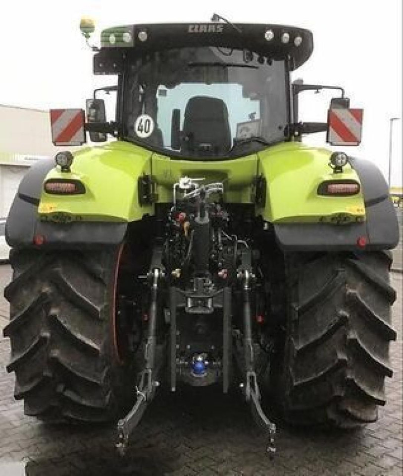 CLAAS axion 930 - Traktor: 5 kép. CLAAS axion 930 - Traktor: 5 kép.