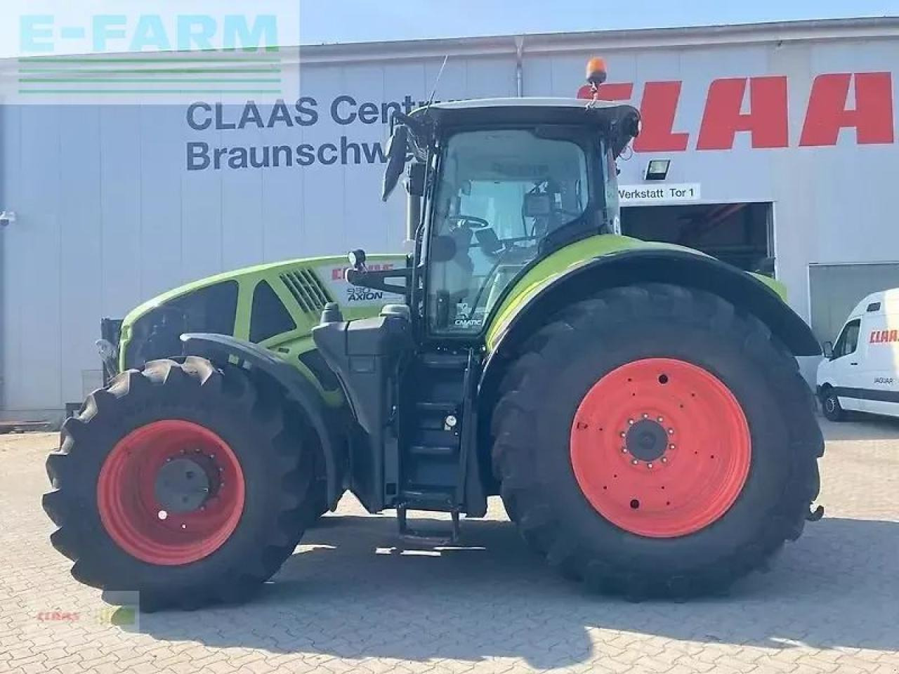 CLAAS axion 930 - Traktor: 4 kép. CLAAS axion 930 - Traktor: 4 kép.