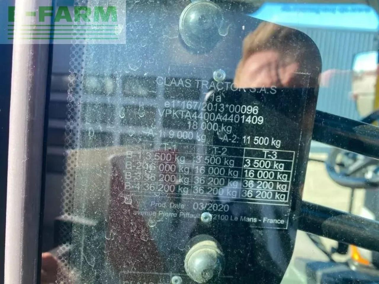 Traktor CLAAS axion 940 cmatic: 9 kép. Traktor CLAAS axion 940 cmatic: 9 kép.