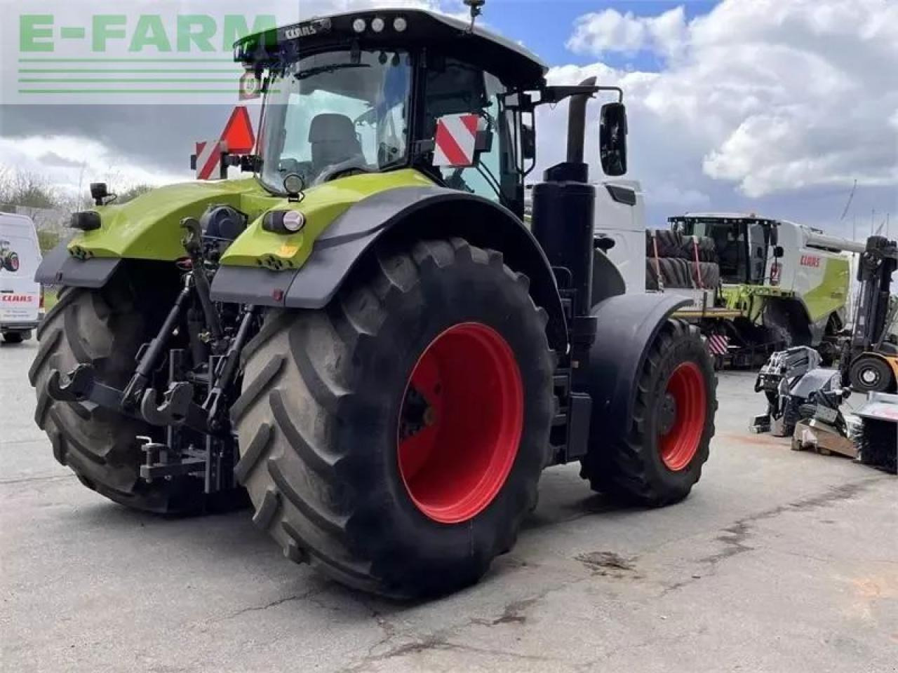 CLAAS axion 940 cmatic cebis CMATIC CEBIS - Traktor: 5 kép. CLAAS axion 940 cmatic cebis CMATIC CEBIS - Traktor: 5 kép.