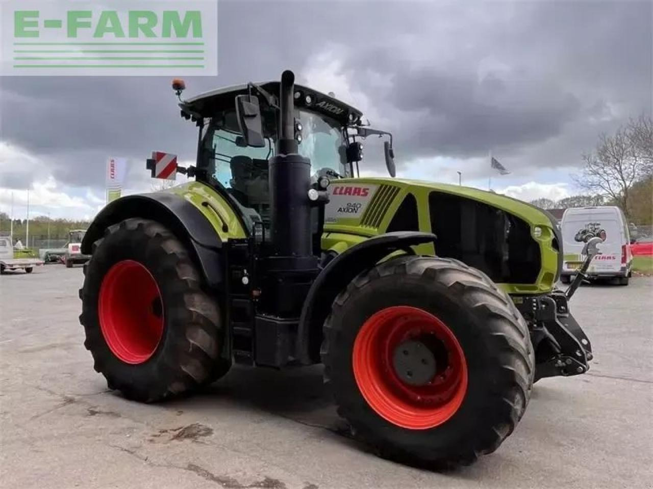 CLAAS axion 940 cmatic cebis CMATIC CEBIS - Traktor: 3 kép. CLAAS axion 940 cmatic cebis CMATIC CEBIS - Traktor: 3 kép.