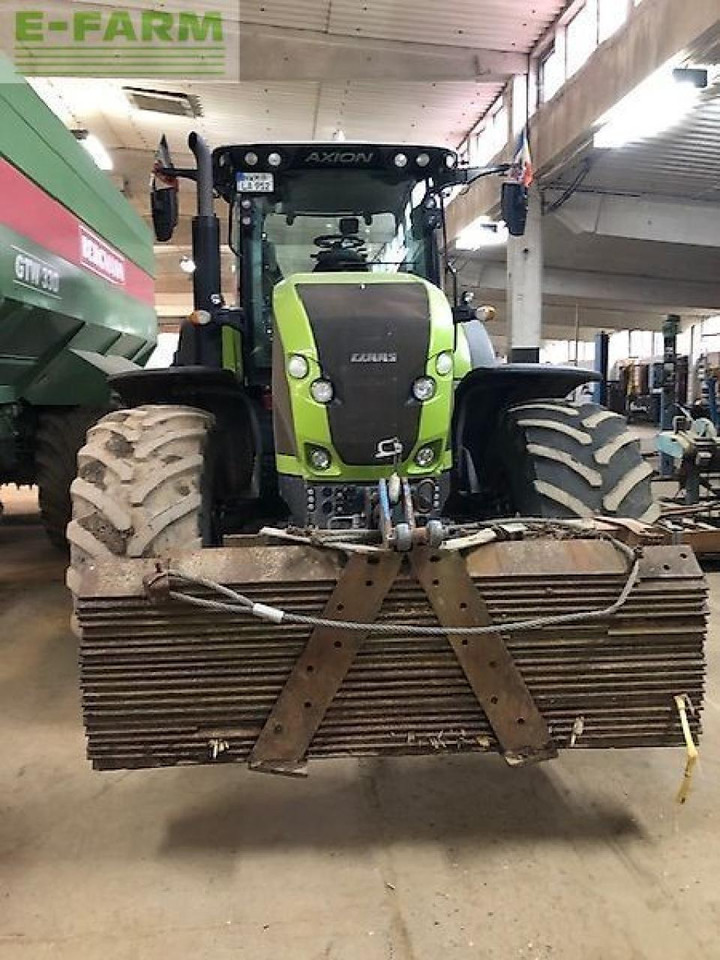 CLAAS axion 950 - Traktor: 2 kép. CLAAS axion 950 - Traktor: 2 kép.
