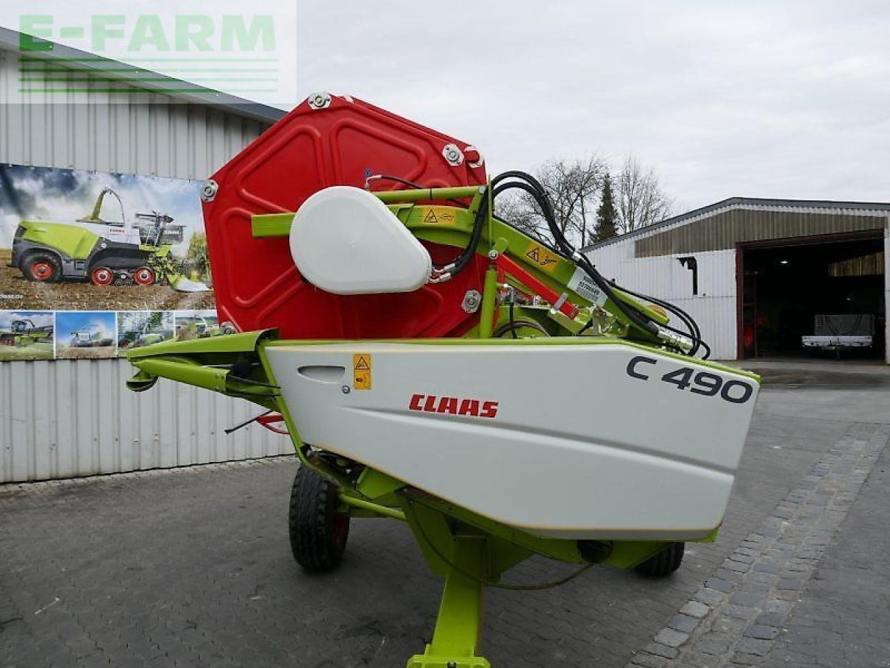 CLAAS c 490 - Takarmánybetakarító gép: 2 kép. CLAAS c 490 - Takarmánybetakarító gép: 2 kép.